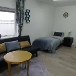 Comfortable Apartment, 10Min Airport