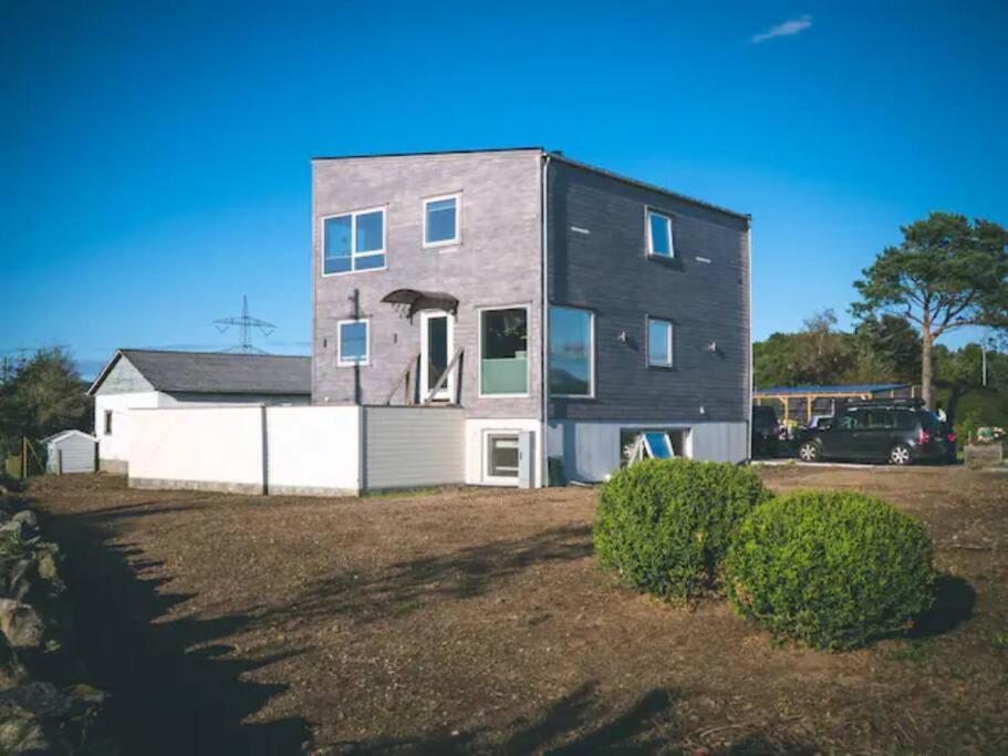 Leilighet Comfortable Apartment, 10min Airport *
