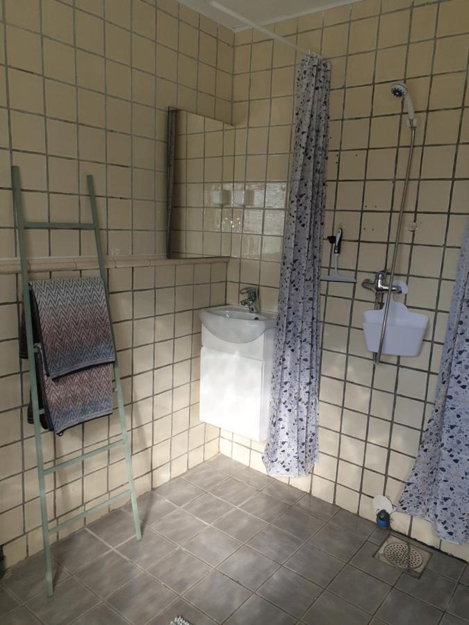 Comfortable Apartment, 10min Airport
